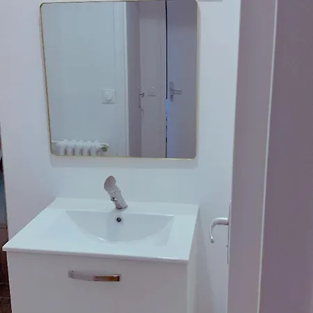 Manuela * Сен-Эрблен