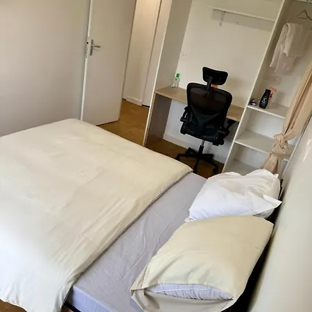 Bed & Breakfast Manuela Saint-Herblain